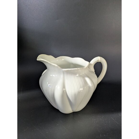 Shelley Dainty White Creamer Pitcher Jug Fine Bone China Vintage - Picture 7 of 16